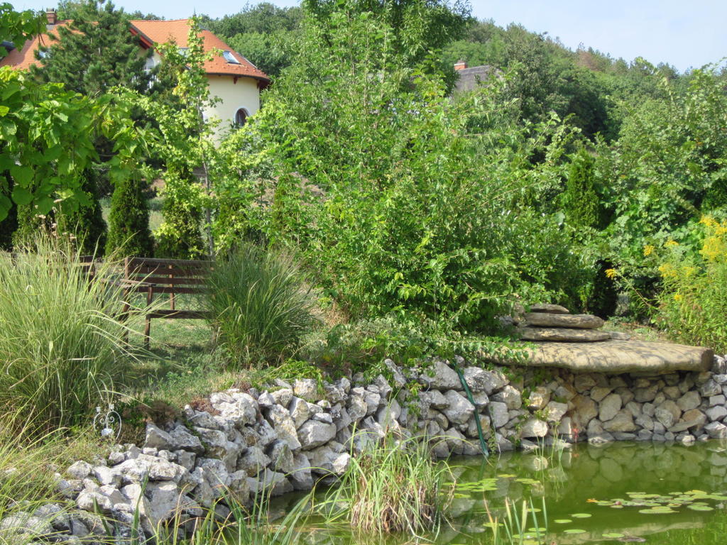 Kincses Vendeghaz Hotel Balatongyorok Exterior photo